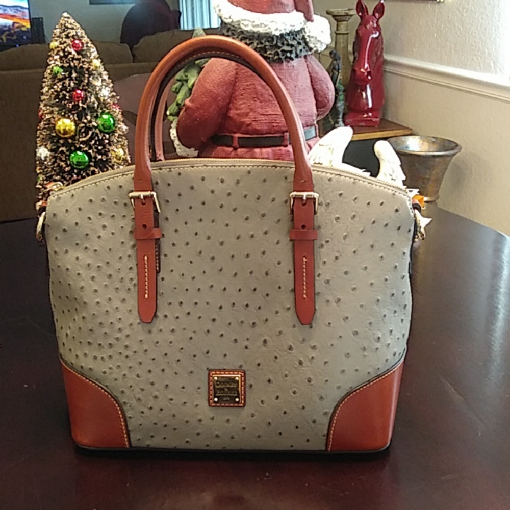 Elegant elephant shade dooney & bourke  handbag
